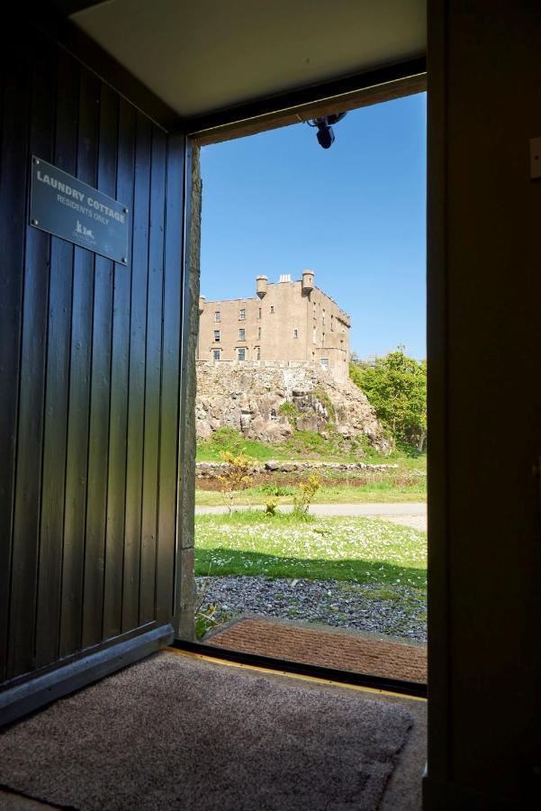 Dunvegan Castle Laundry Cottage Екстериор снимка